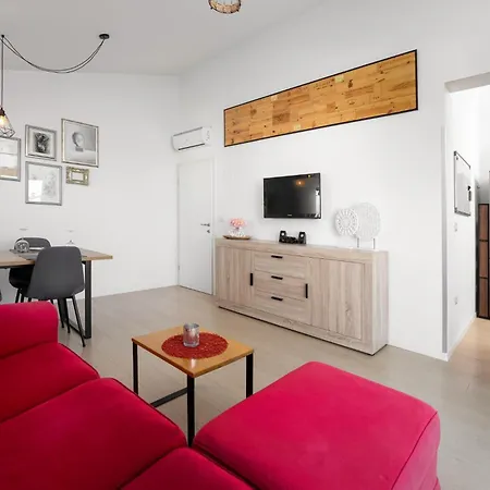 Vanilla Sky Apartment Zbandaj